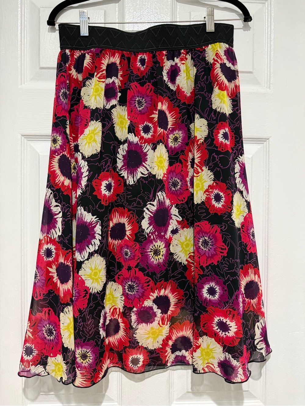Lularoe Floral A-Line Midi Skirt in Black with Pink & Red Blooms